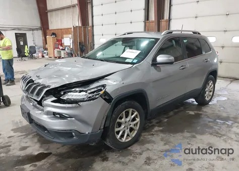 2017 Jeep Cherokee Latitude 4X4 из США, поврежденный, VIN 1C4PJMCB2HW621930